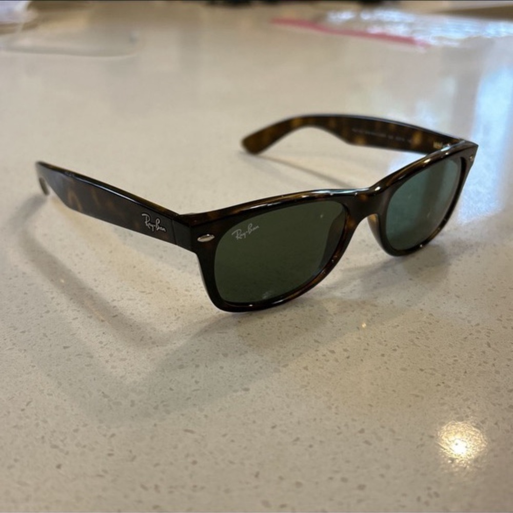 Ray-Ban New Wayfarer Sunglasses